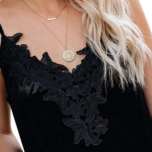 Beautiful woman sexy dressy lace tank top - Picture 5 of 7